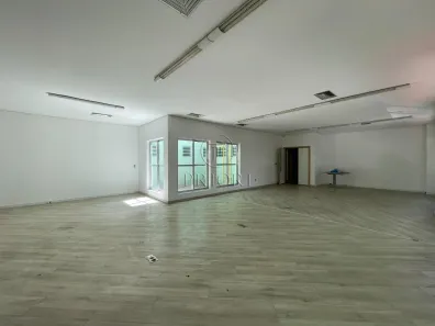 Sala Comercial para alugar, 235m² no Navegantes, Porto Alegre
