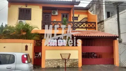 Casa com 3 Quartos à venda, 250m² no Parque Leopoldina, Campos dos Goytacazes