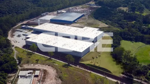 Galpão/Depósito/Armazém para alugar, 1843m² no Potuverá, Itapecerica da Serra