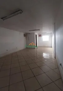 Sala Comercial com 6 Quartos para alugar, 300m² no São Diogo I, Serra