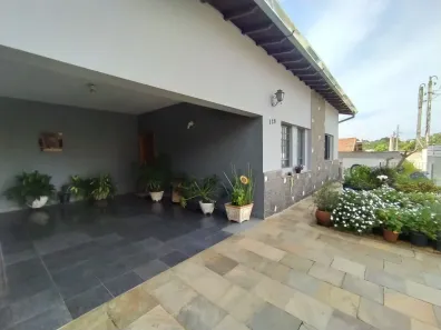 Casa com 3 Quartos à venda, 178m² no Vila Cleto, Itu