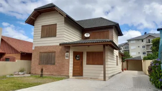 Casa com 3 Quartos à venda, 185m² no São José, Canela