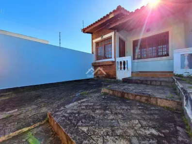 Casa com 2 Quartos à venda, 117m² no Centro, Peruíbe