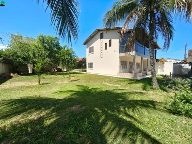 Casa com 4 Quartos à venda, 120m² no Serramar, Serra