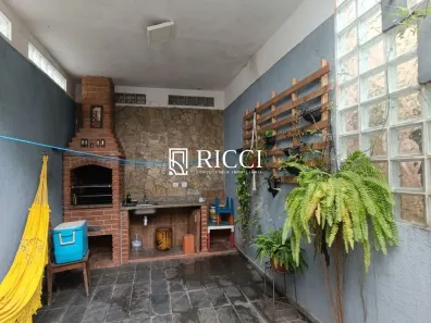 Casa com 3 Quartos à venda, 142m² no Vila Mathias, Santos