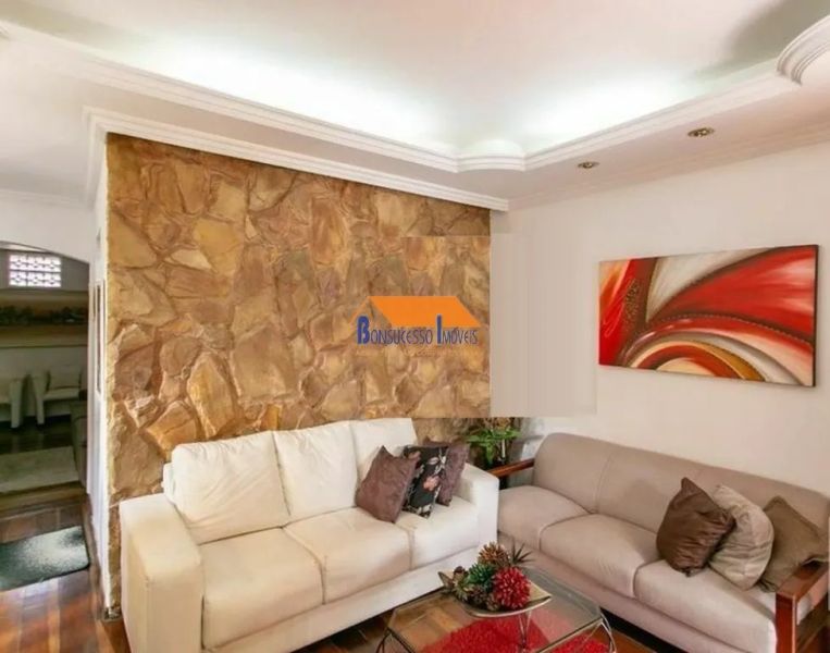 Casa com 4 quartos — Floramar, Belo Horizonte