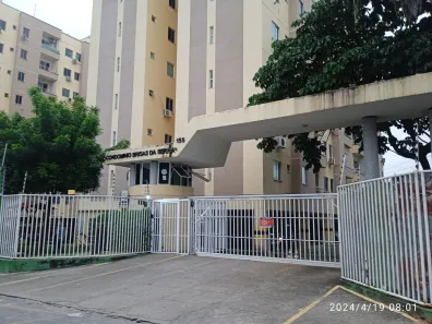 Apartamento com 2 Quartos para venda ou aluguel, 60m² no Serrinha, Fortaleza