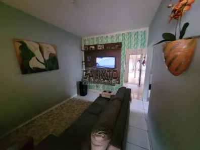 Casa com 2 Quartos à venda, 120m² no Jardim Holanda, Uberlândia