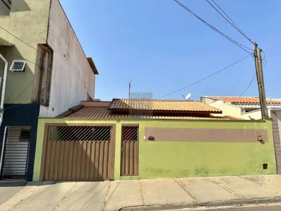Casa com 4 Quartos à venda, 147m² no Jardim Itamarati, Botucatu