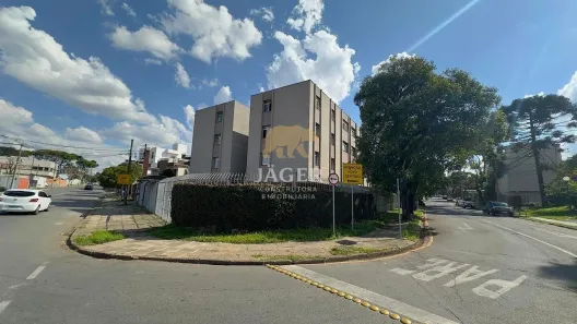 Apartamento com 3 Quartos para alugar, 76m² no Água Verde, Curitiba