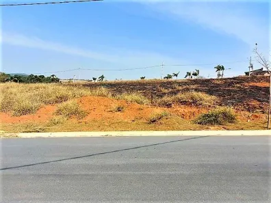 Lote/Terreno à venda, 300m² no Parque das Faculdades, Bragança Paulista