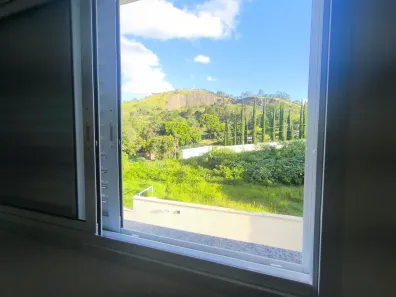 Casa de Condomínio com 2 Quartos para alugar, 85m² no Vila São Rafael, São Roque
