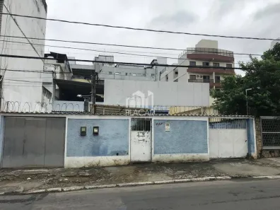 Casa com 2 Quartos à venda, 115m² no Jardim Vinte e Cinco de Agosto, Duque de Caxias