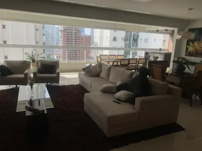 Apartamento com 3 Quartos à venda, 215m² no Setor Bueno, Goiânia