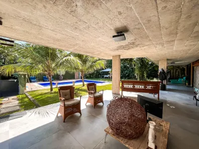 Casa de Condomínio com 3 Quartos à venda, 600m² no Itanhangá, Rio de Janeiro