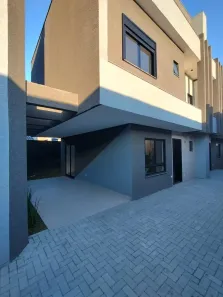 Casa de Condomínio com 3 Quartos à venda, 120m² no Uberaba, Curitiba