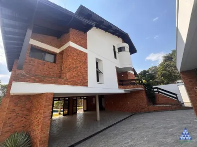 Sobrado com 5 Quartos para venda ou aluguel, 400m² no Samambaia, Mairiporã