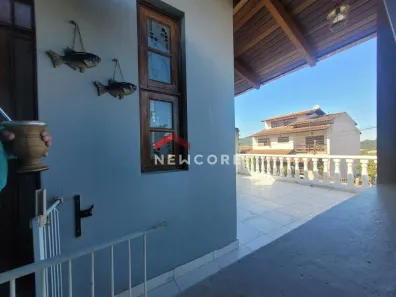 Casa com 3 Quartos à venda, 204m² no Vila Nova, Porto Alegre