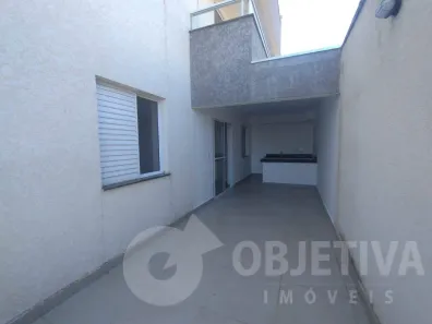 Apartamento com 2 Quartos para alugar, 80m² no Novo Mundo, Uberlândia