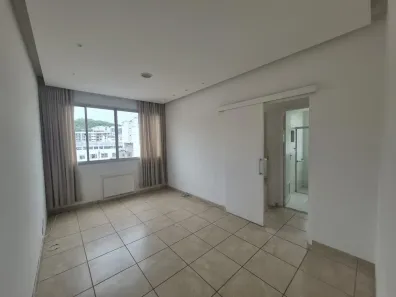 Apartamento com 2 Quartos à venda, 65m² no Vila Isabel, Rio de Janeiro