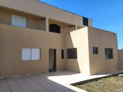 Casa com 3 Quartos para alugar, 127m² no Alto Boqueirão, Curitiba