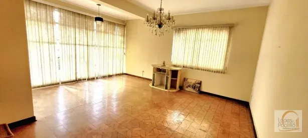 Casa com 3 Quartos à venda, 250m² no Centro, Atibaia