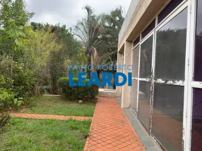 Sobrado com 2 Quartos à venda, 700m² no Vila Madalena, São Paulo
