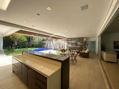Casa de Condomínio com 3 Quartos para alugar, 525m² no Jardim Karaíba, Uberlândia