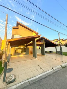 Casa com 4 Quartos para alugar, 300m² no Loteamento Residencial Campos do Conde II, Tremembé