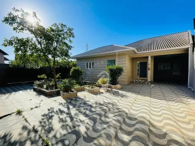 Casa com 4 Quartos para alugar, 130m² no Novo Esteio, Esteio