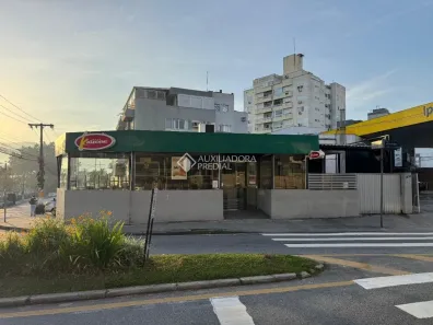 Sala Comercial à venda, 328m² no Trindade, Florianópolis