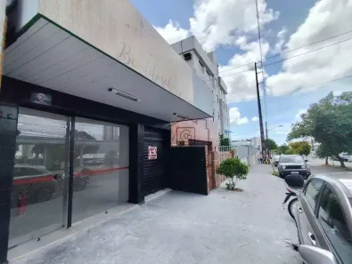 Ponto Comercial para alugar, 66m² no Candelária, Natal