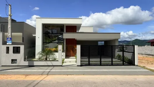 Casa com 3 Quartos à venda, 160m² no São Sebastião, Palhoça
