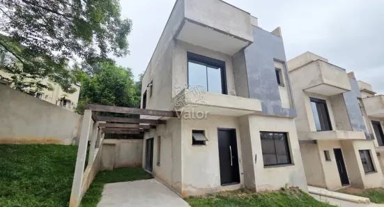 Sobrado com 3 Quartos à venda, 144m² no Seminário, Curitiba