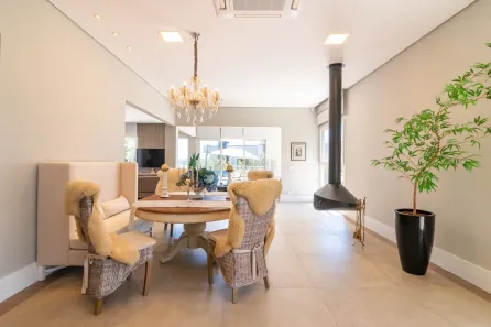 Casa com 4 Quartos à venda, 450m² no Vila Torres, Campo Largo