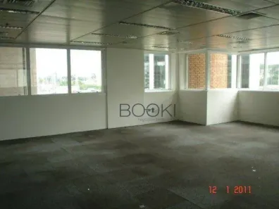 Sala Comercial para alugar, 400m² no Vila Olímpia, São Paulo