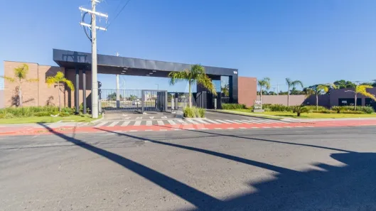 Lote/Terreno à venda, 256m² no Espinheiros, Joinville
