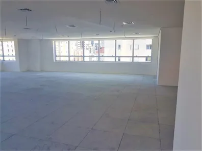Sala Comercial para alugar, 208m² no Vila Olímpia, São Paulo