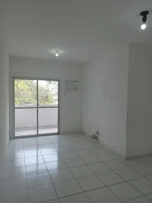 Apartamento com 2 Quartos para alugar, 66m² no Jardim Sulacap, Rio de Janeiro