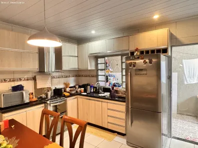 Casa com 3 Quartos à venda, 120m² no Santa Maria, Brasília