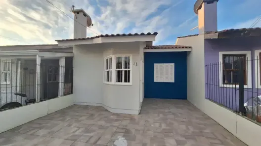Casa de Condomínio com 2 Quartos à venda, 48m² no Restinga, Porto Alegre