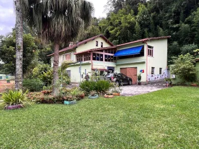 Casa com 5 Quartos à venda, 419m² no Pimenteiras, Teresópolis