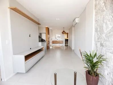 Apartamento com 3 Quartos para alugar, 148m² no Coqueiros, Florianópolis