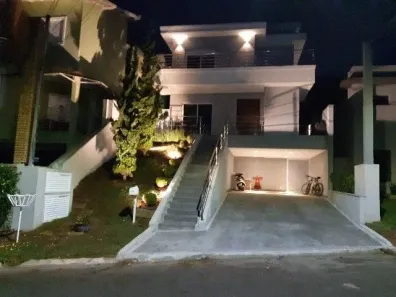 Casa com 3 Quartos à venda, 230m² no Suru, Santana de Parnaíba