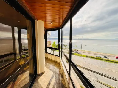 Apartamento com 4 Quartos para alugar, 220m² no Centro, Florianópolis