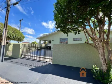 Casa com 4 Quartos à venda, 361m² no Conjunto Habitacional Milton Luiz Pereira, Campo Mourão