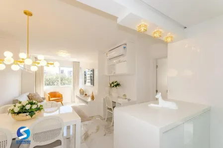 Apartamento com 1 Quarto à venda, 54m² no Três Figueiras, Porto Alegre
