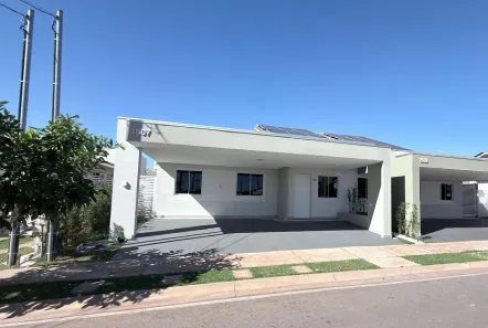 Casa de Condomínio com 3 Quartos para alugar, 77m² no Novo Mundo, Várzea Grande