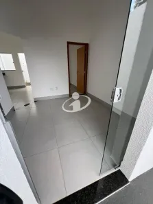 Casa com 2 Quartos para alugar, 44m² no Shopping Park, Uberlândia