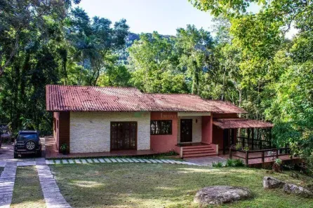 Casa de Condomínio com 3 Quartos à venda, 270m² no Quebra Frascos, Teresópolis
